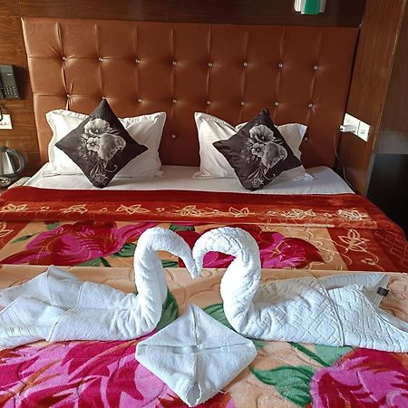 Hotel 7 Heights Mussoorie Esterno foto