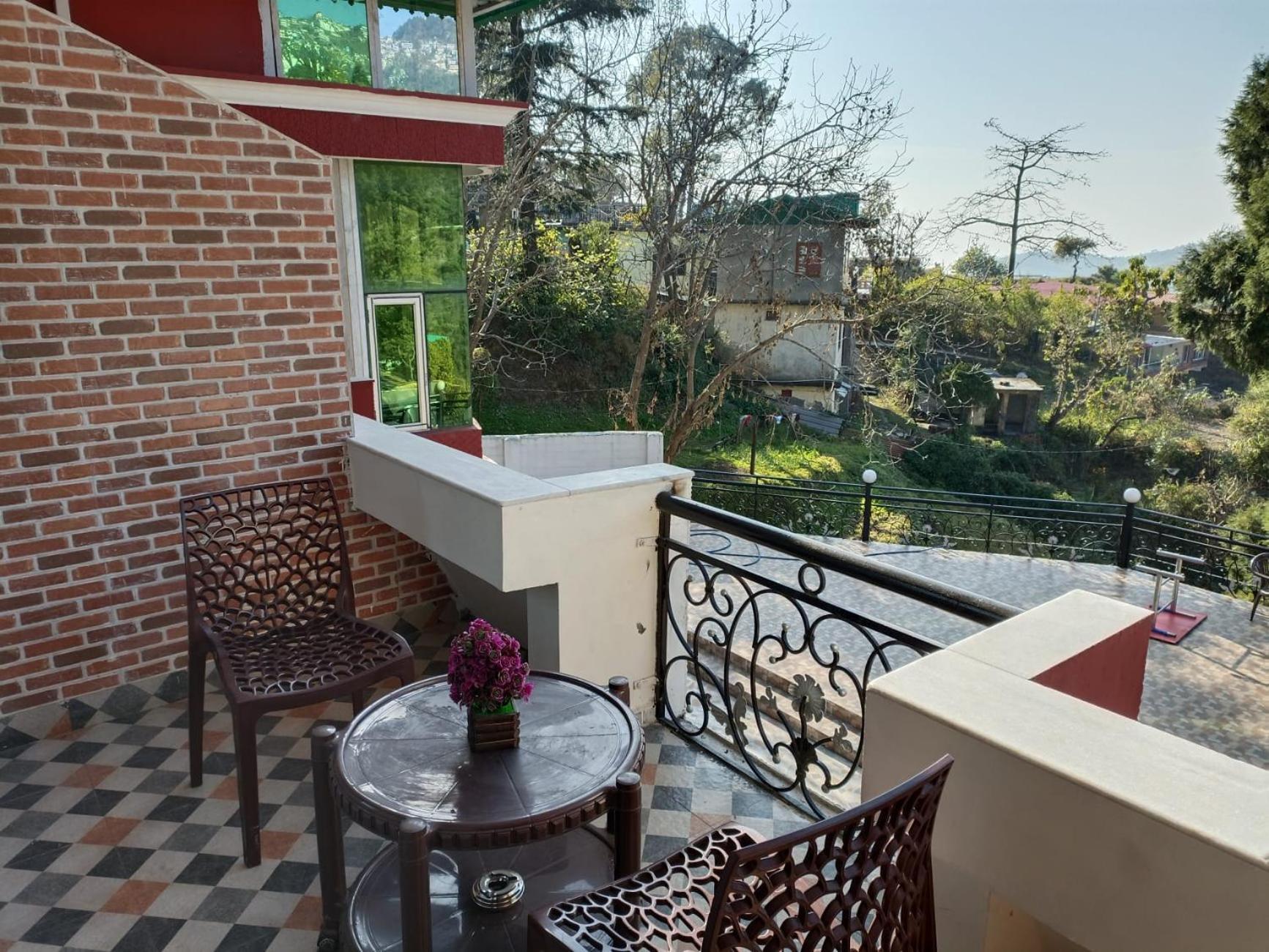 Hotel 7 Heights Mussoorie Esterno foto