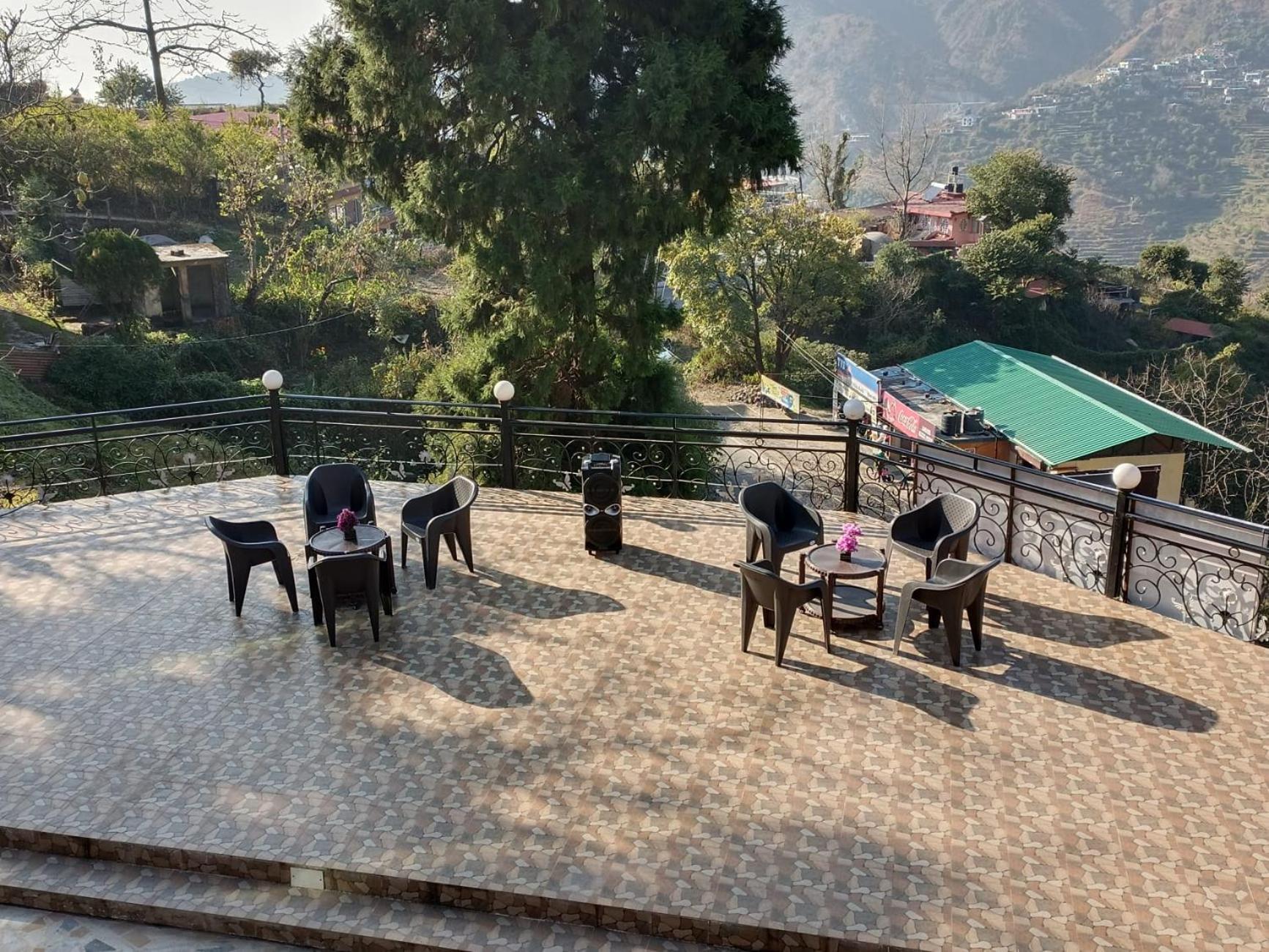 Hotel 7 Heights Mussoorie Esterno foto